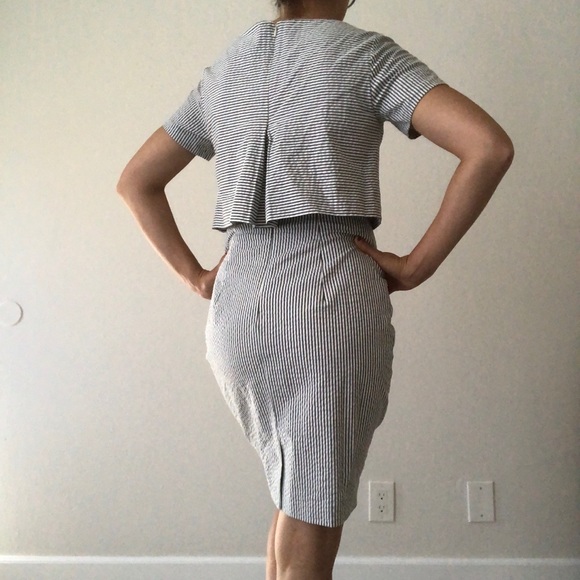 Banana Republic Blue And White Seersucker Striped Dress - Picture 4 of 6